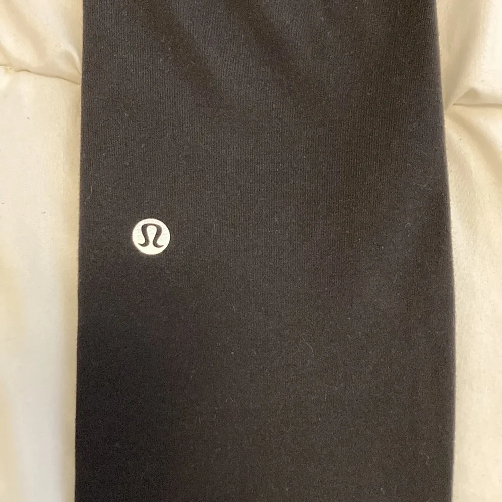 Lululemon Wunder Under Black / Ying Yang Stripe White Black Size 4 - Picture 8 of 11
